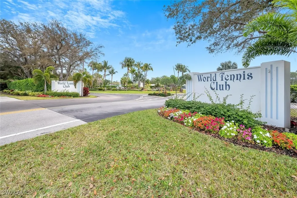 3311 Europa Drive Naples FL 34105