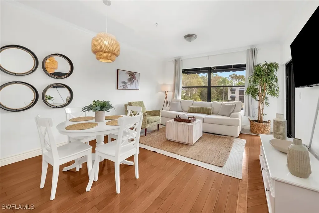3311 Europa Drive Naples FL 34105
