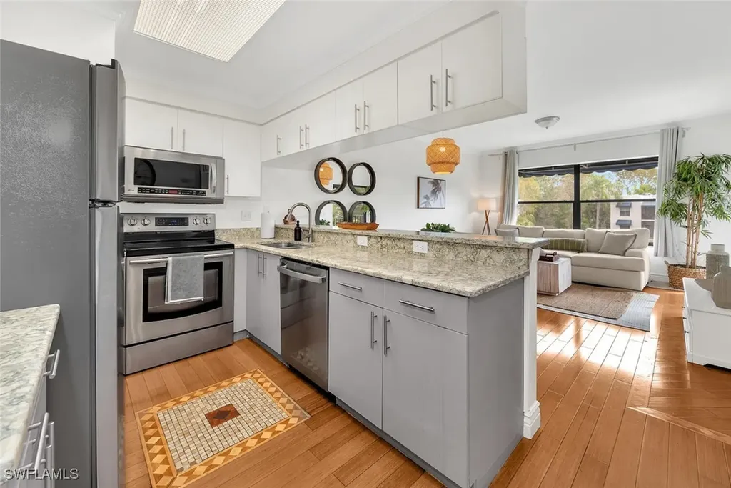 3311 Europa Drive Naples FL 34105