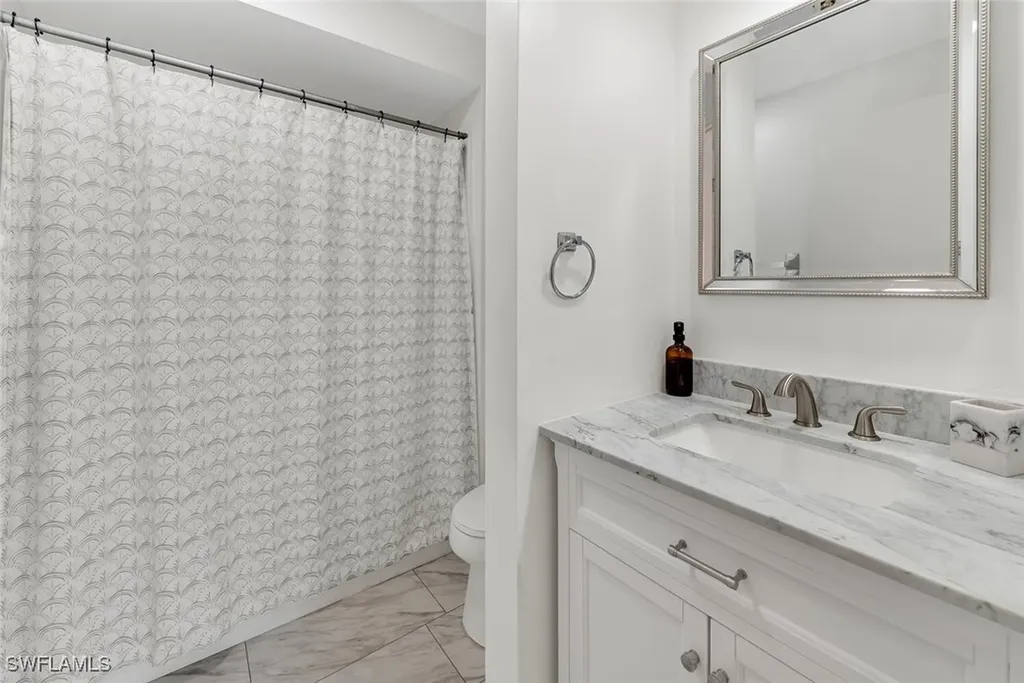 3311 Europa Drive Naples FL 34105