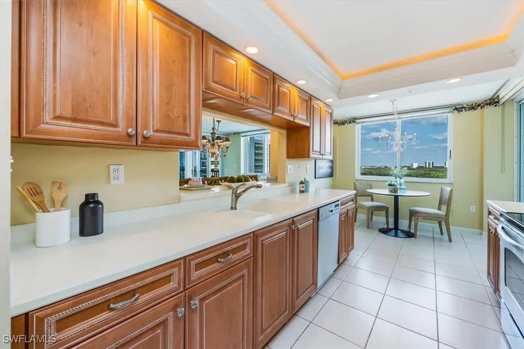 21 Bluebill Avenue Naples FL 34108