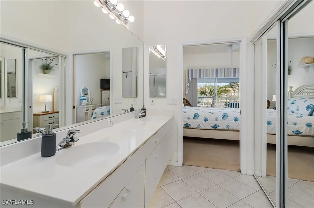 6810 Beach Resort Drive Naples FL 34114