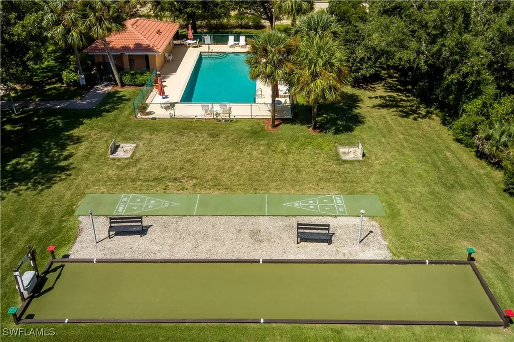 6810 Beach Resort Drive Naples FL 34114