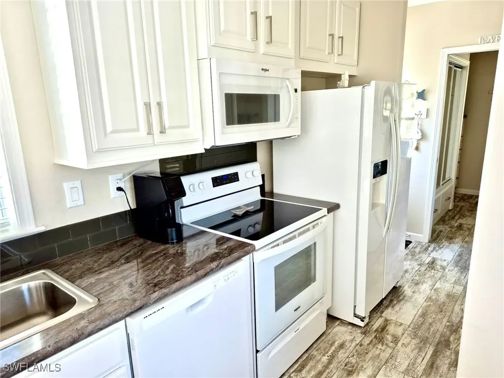 173 Redwood Lane Naples FL 34114