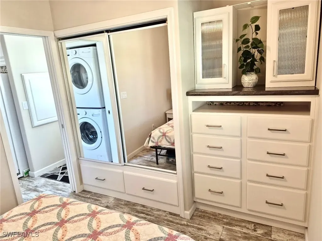 173 Redwood Lane Naples FL 34114