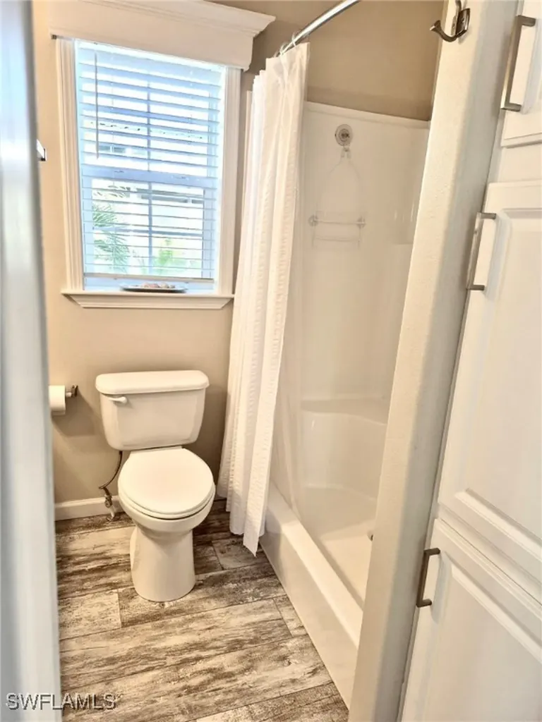 173 Redwood Lane Naples FL 34114