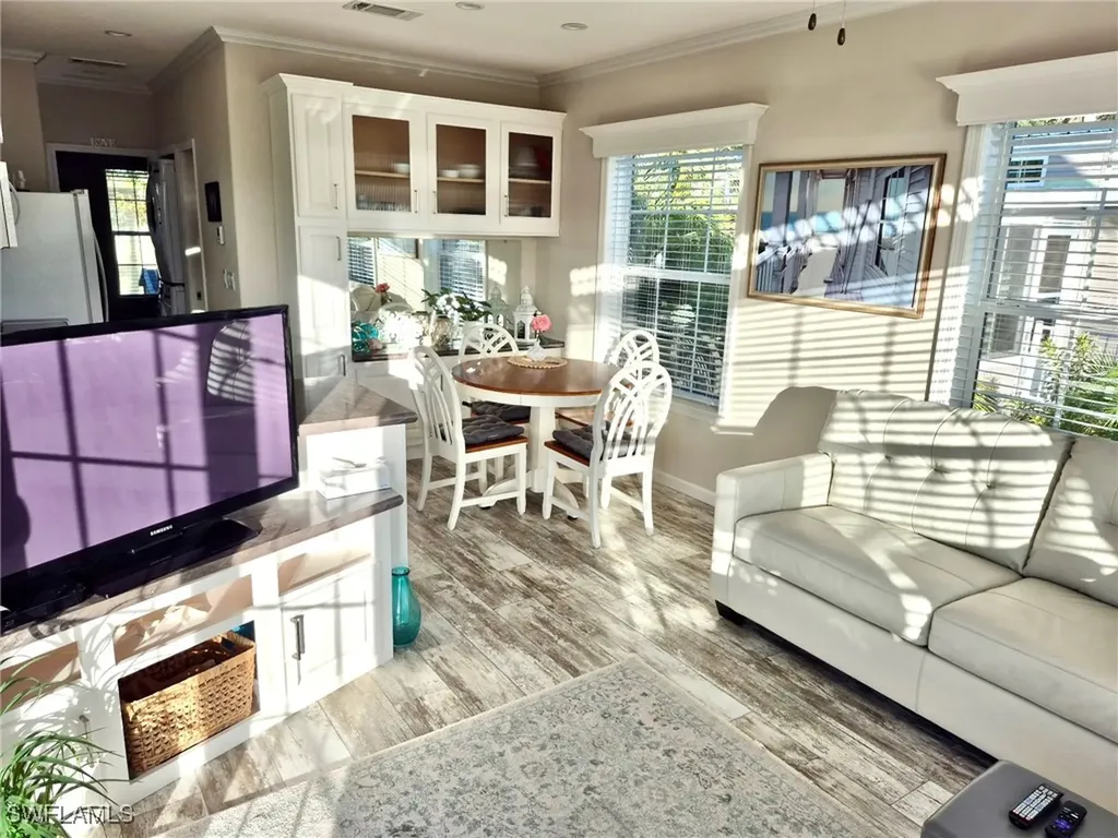 173 Redwood Lane Naples FL 34114