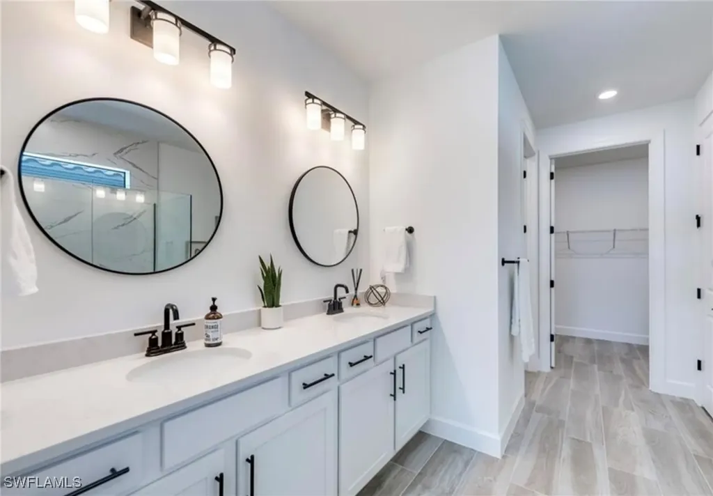 20419 Pebble Glen Drive Estero FL 33928