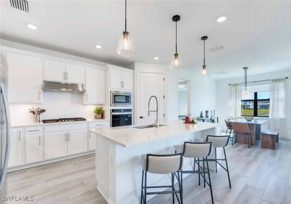 20419 Pebble Glen Drive Estero FL 33928