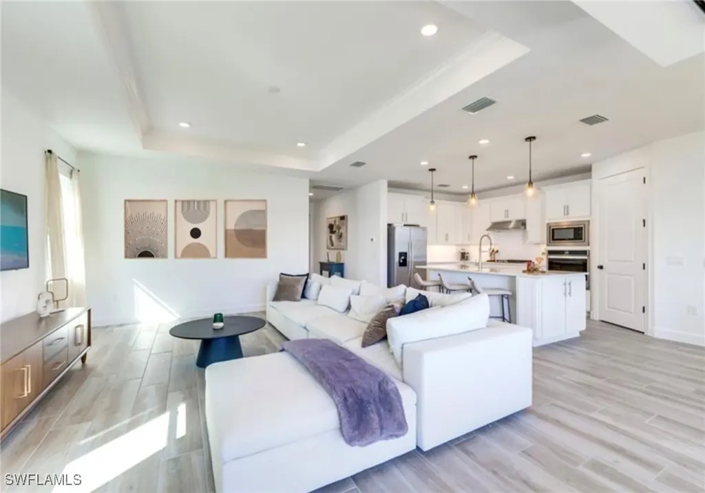 20419 Pebble Glen Drive Estero FL 33928