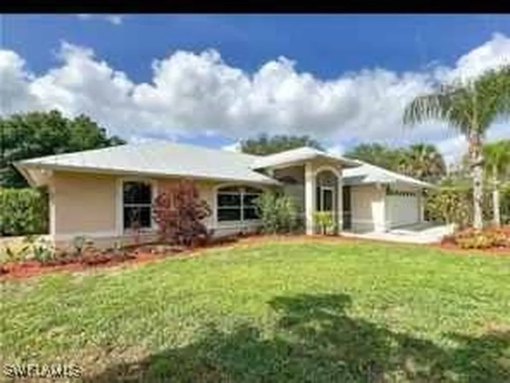 3790 35th Avenue NE Naples FL 34120
