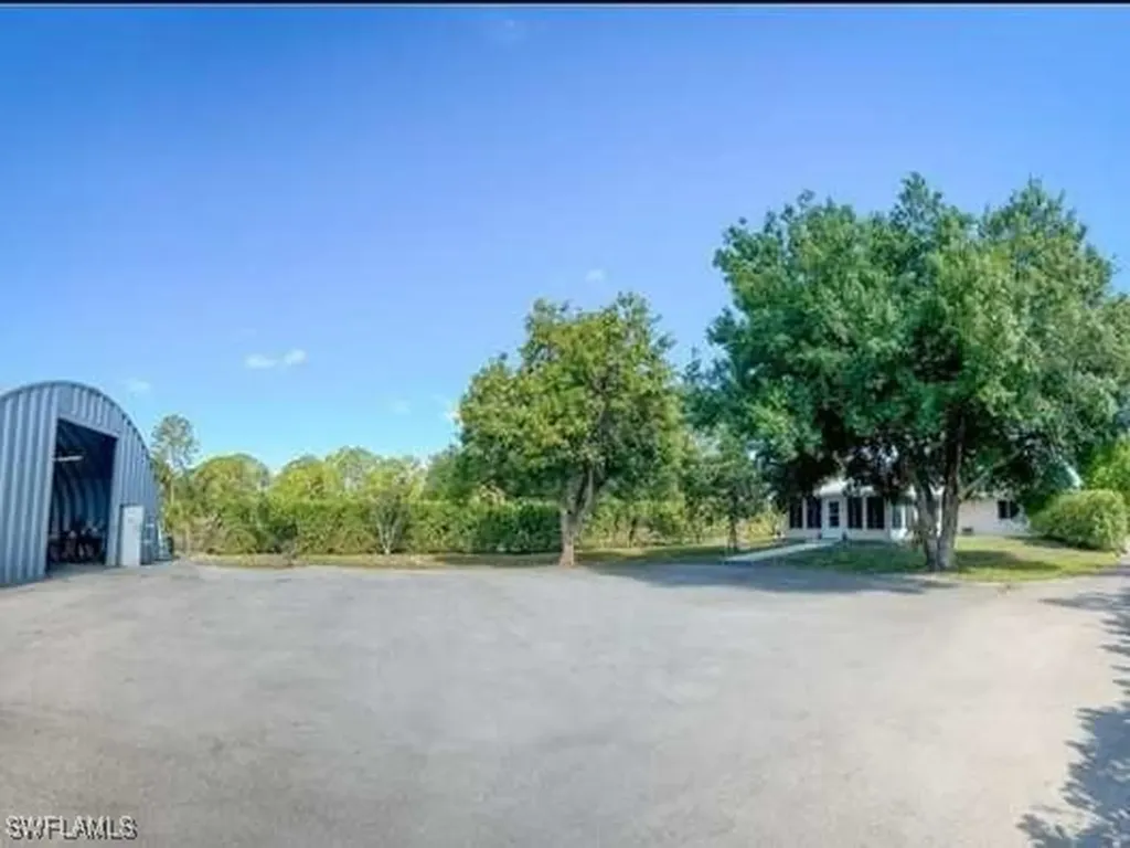 3790 35th Avenue NE Naples FL 34120