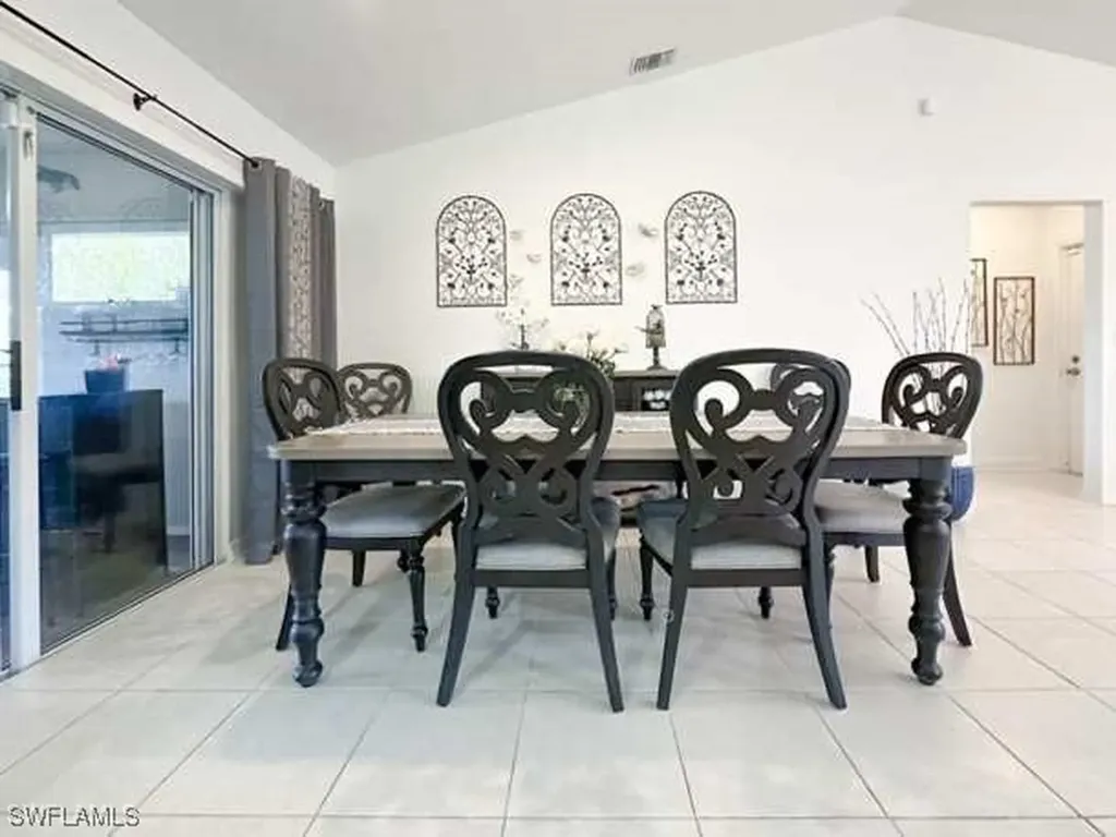 3790 35th Avenue NE Naples FL 34120