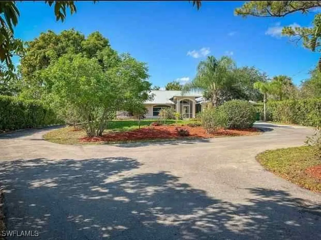 3790 35th Avenue NE Naples FL 34120