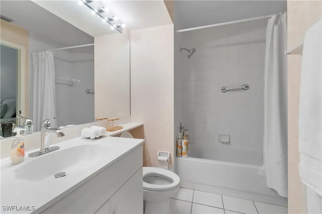 348 Carinosa Court Naples FL 34110