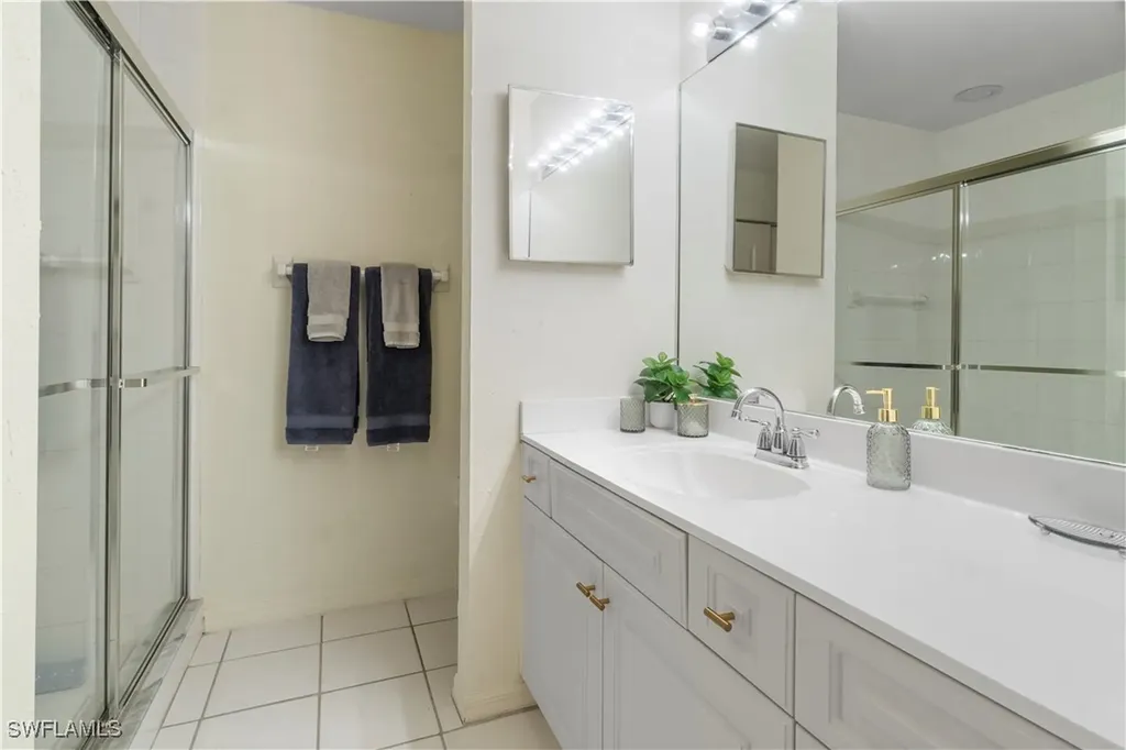 348 Carinosa Court Naples FL 34110