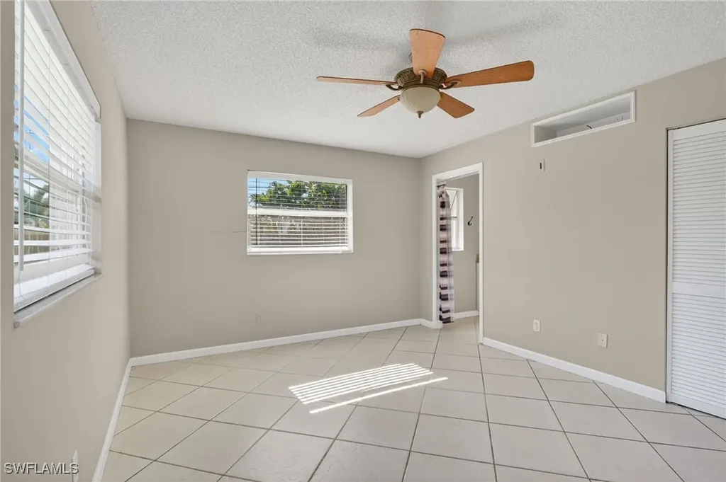 1336 Lake Shore Drive Naples FL 34103