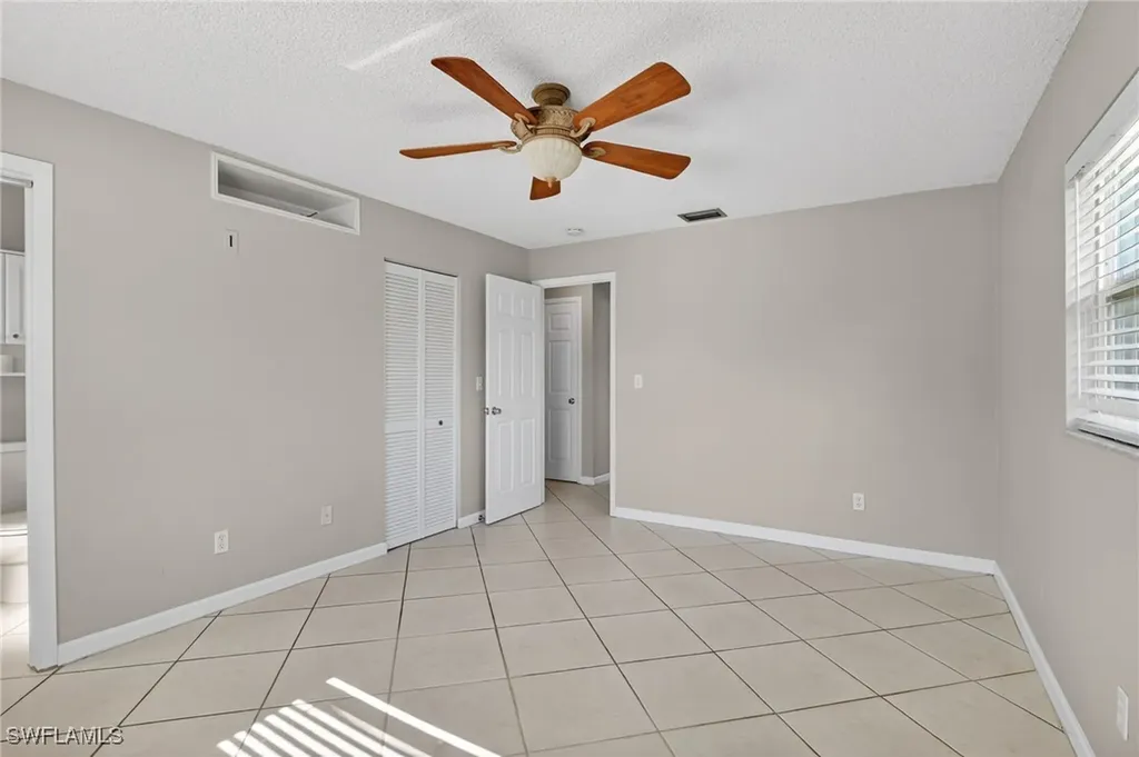 1336 Lake Shore Drive Naples FL 34103