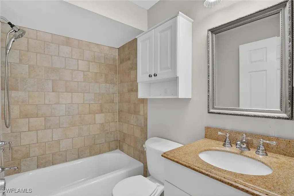 1336 Lake Shore Drive Naples FL 34103