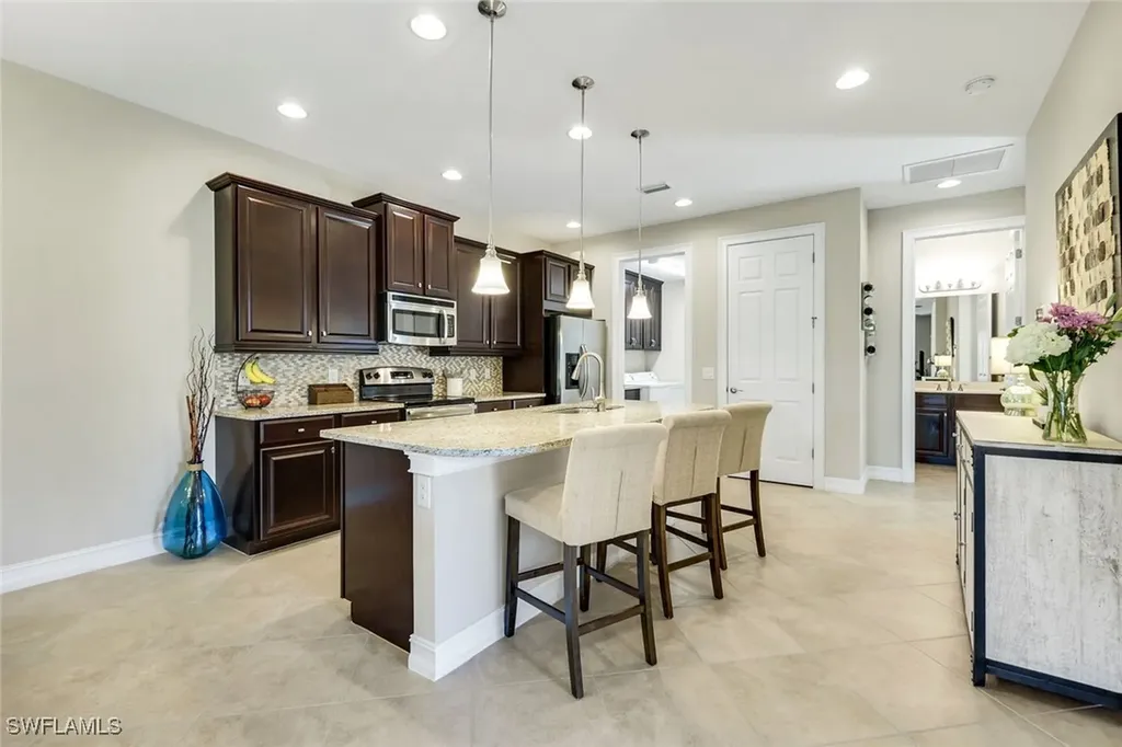 11087 Street Roman Way Bonita Springs FL 34135