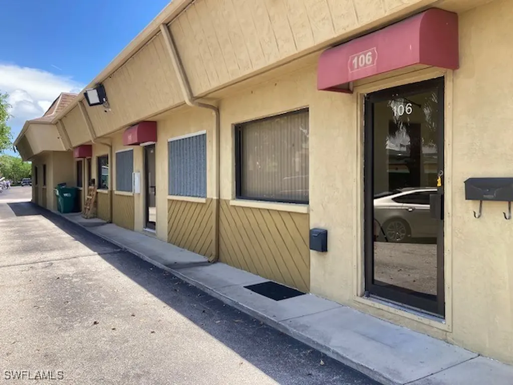 960 Chalmer Drive Marco Island FL 34145