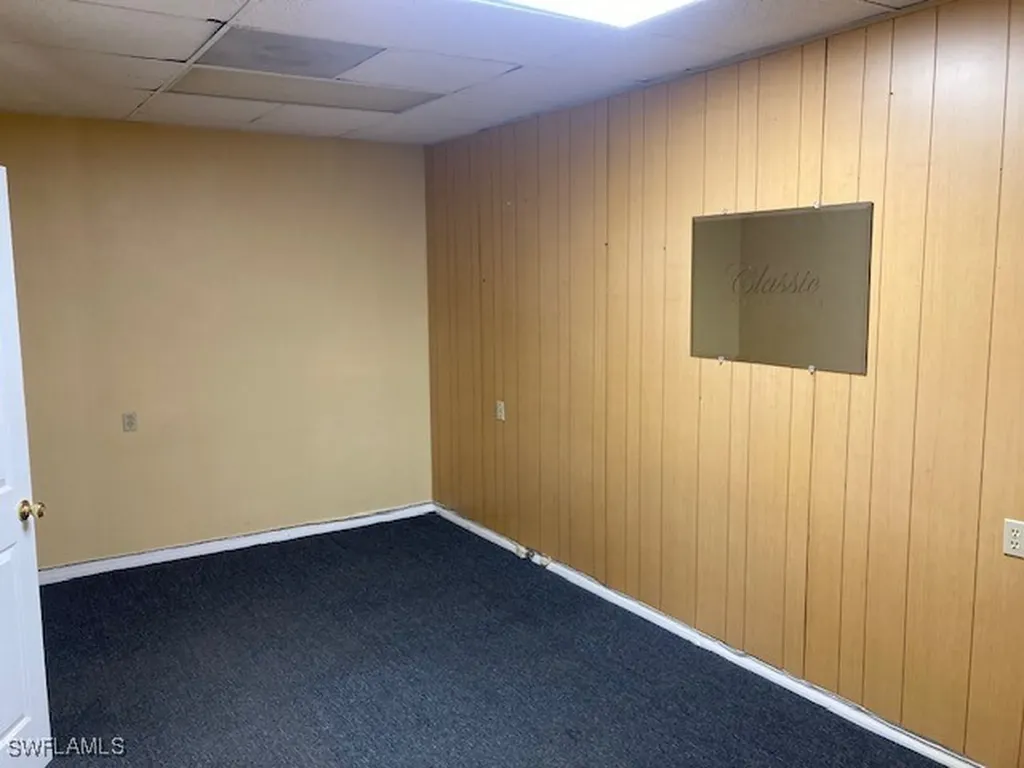 960 Chalmer Drive Marco Island FL 34145