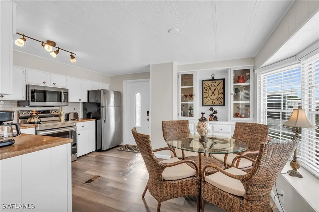 132 Nicklaus Boulevard North Fort Myers FL 33903