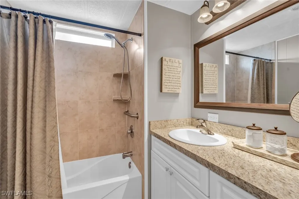 132 Nicklaus Boulevard North Fort Myers FL 33903