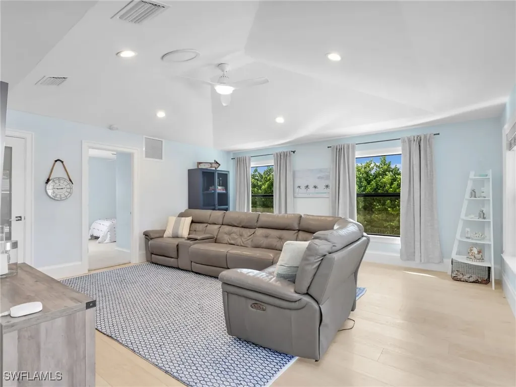 188 Columbus Way Marco Island FL 34145