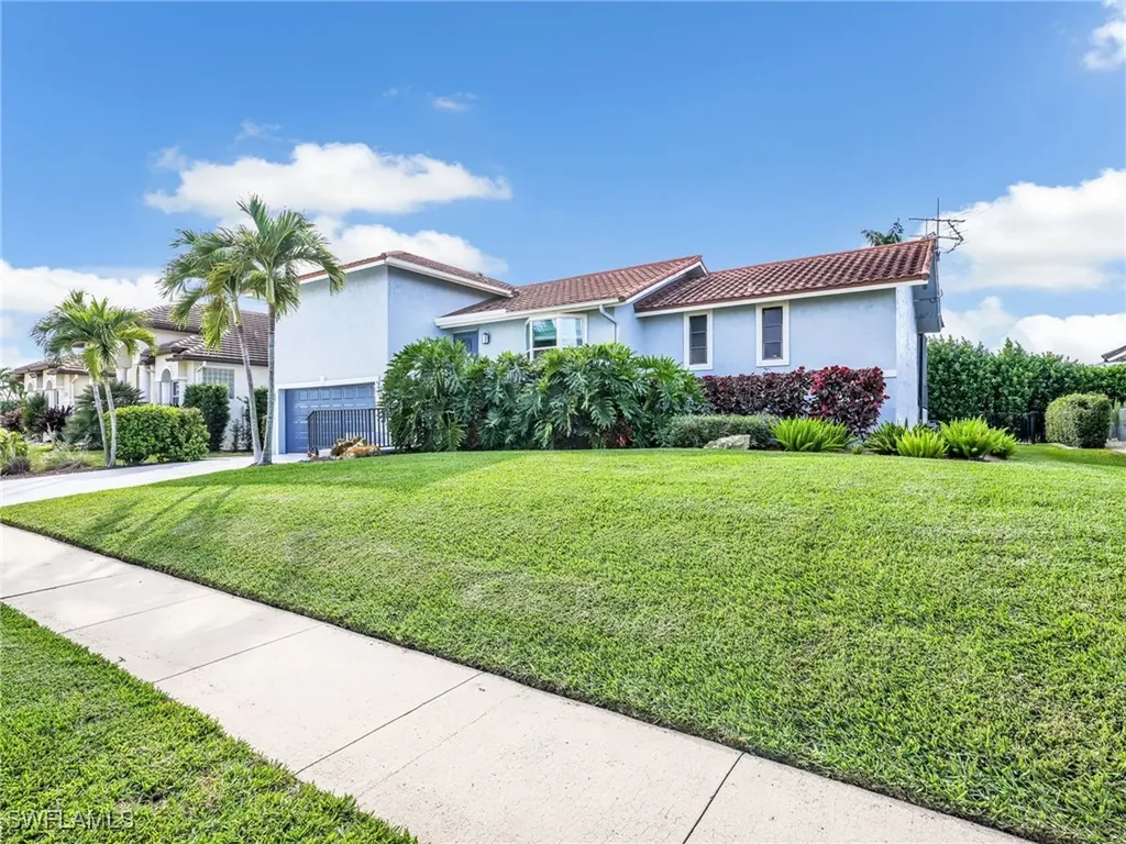 188 Columbus Way Marco Island FL 34145