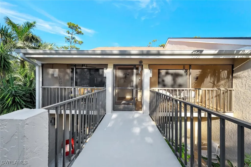 15400 Cedarwood Lane Naples FL 34110