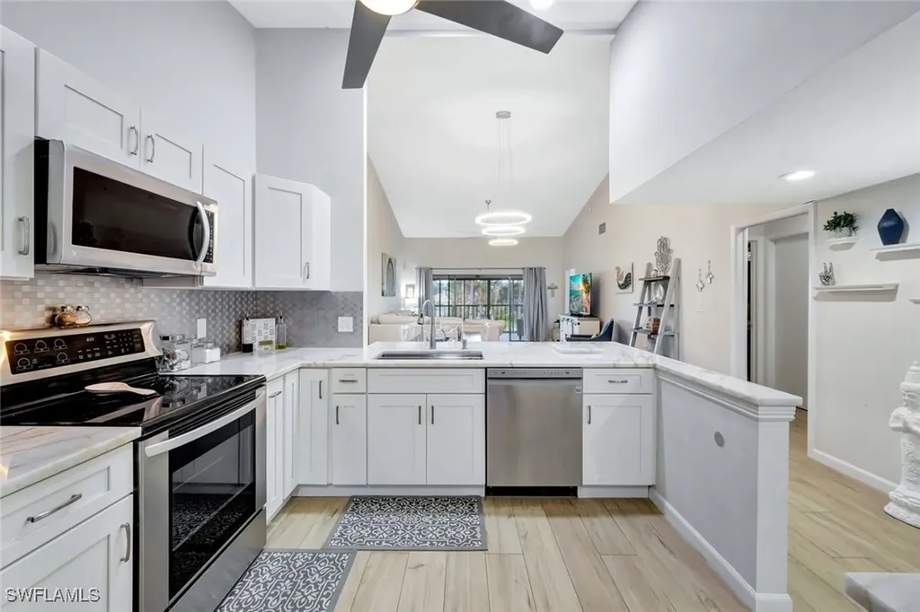 15400 Cedarwood Lane Naples FL 34110