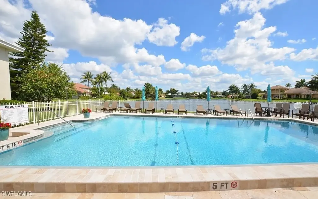 4180 Crayton Road Naples FL 34103