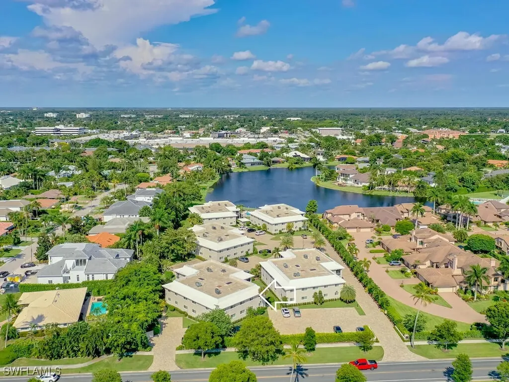 4180 Crayton Road Naples FL 34103
