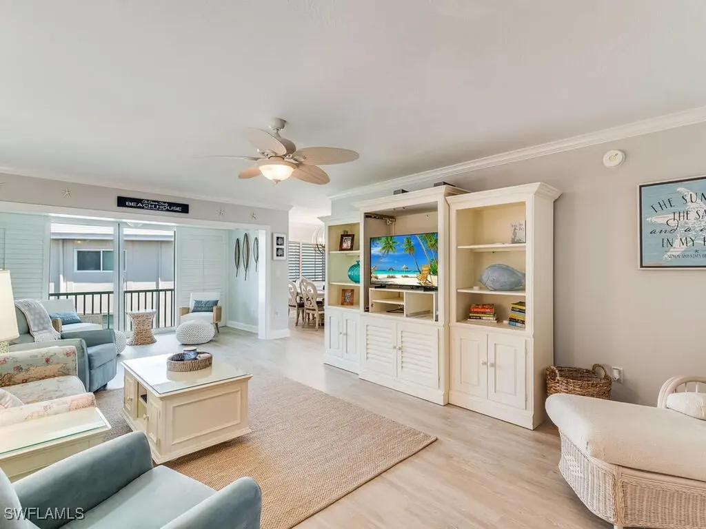 4180 Crayton Road Naples FL 34103