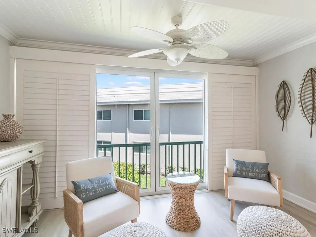 4180 Crayton Road Naples FL 34103