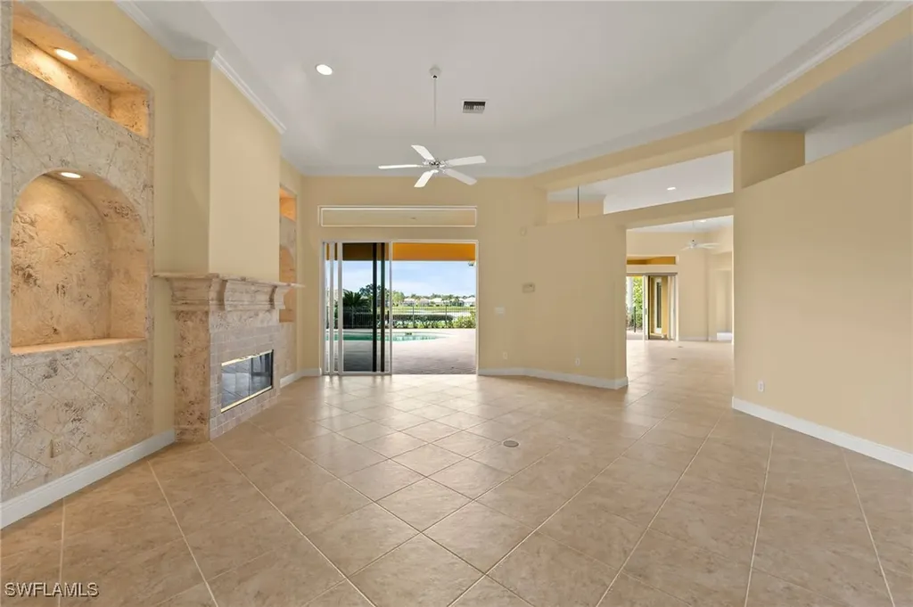 527 Terracina Way Naples FL 34119