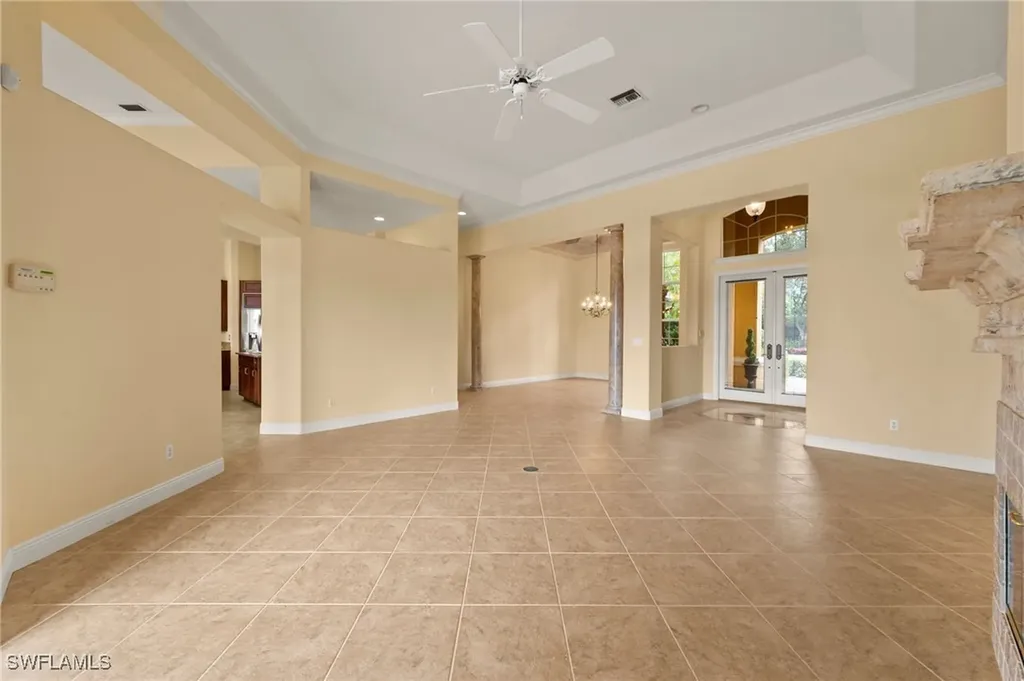 527 Terracina Way Naples FL 34119