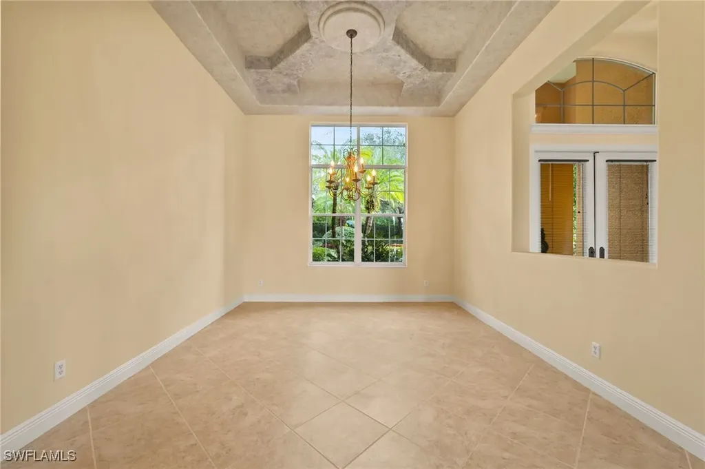 527 Terracina Way Naples FL 34119