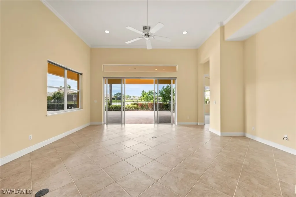 527 Terracina Way Naples FL 34119