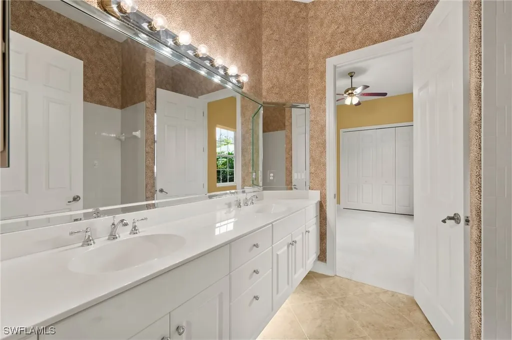 527 Terracina Way Naples FL 34119