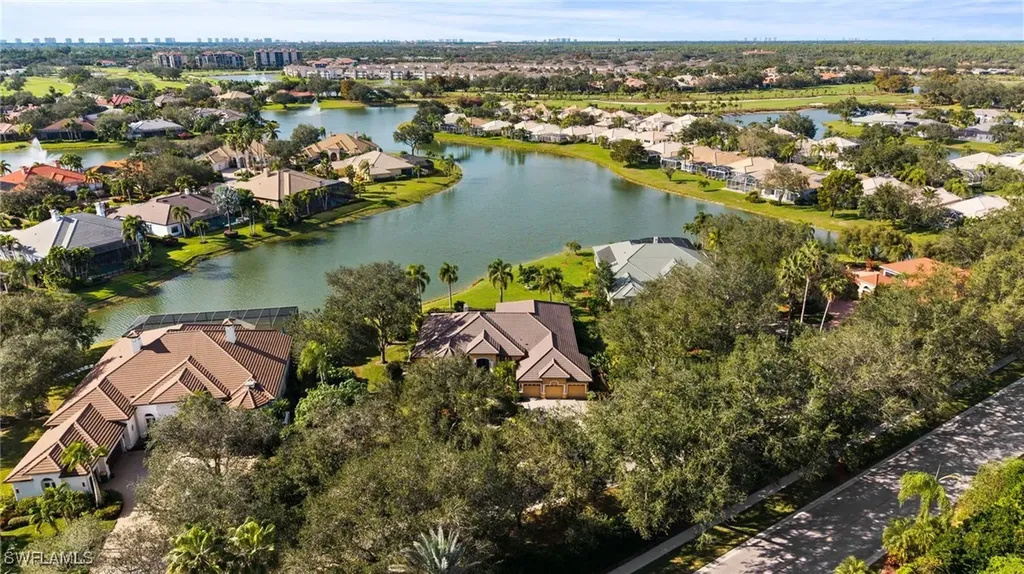 527 Terracina Way Naples FL 34119