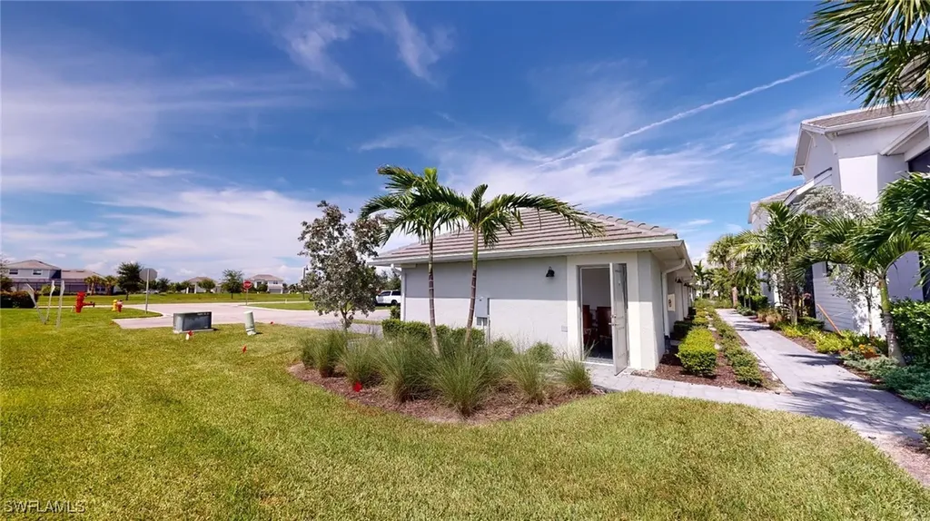 6082 National Boulevard Ave Maria FL 34142