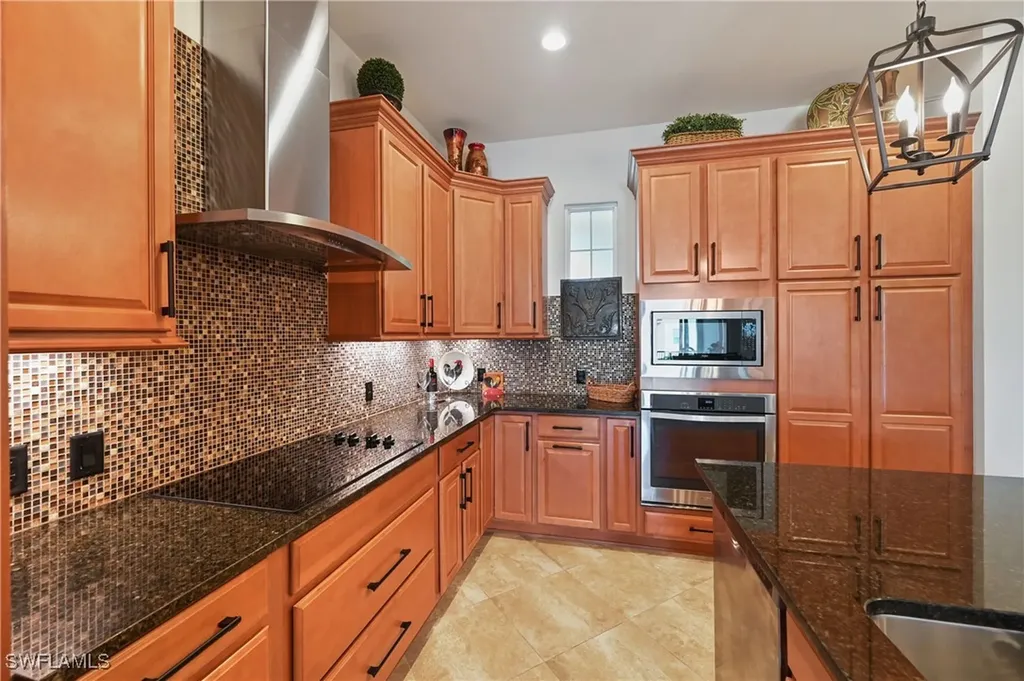 21450 Strada Nuova Circle Estero FL 33928