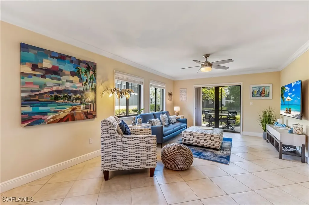 Naples FL, 910 Vanderbilt Beach Road, Unit 311W