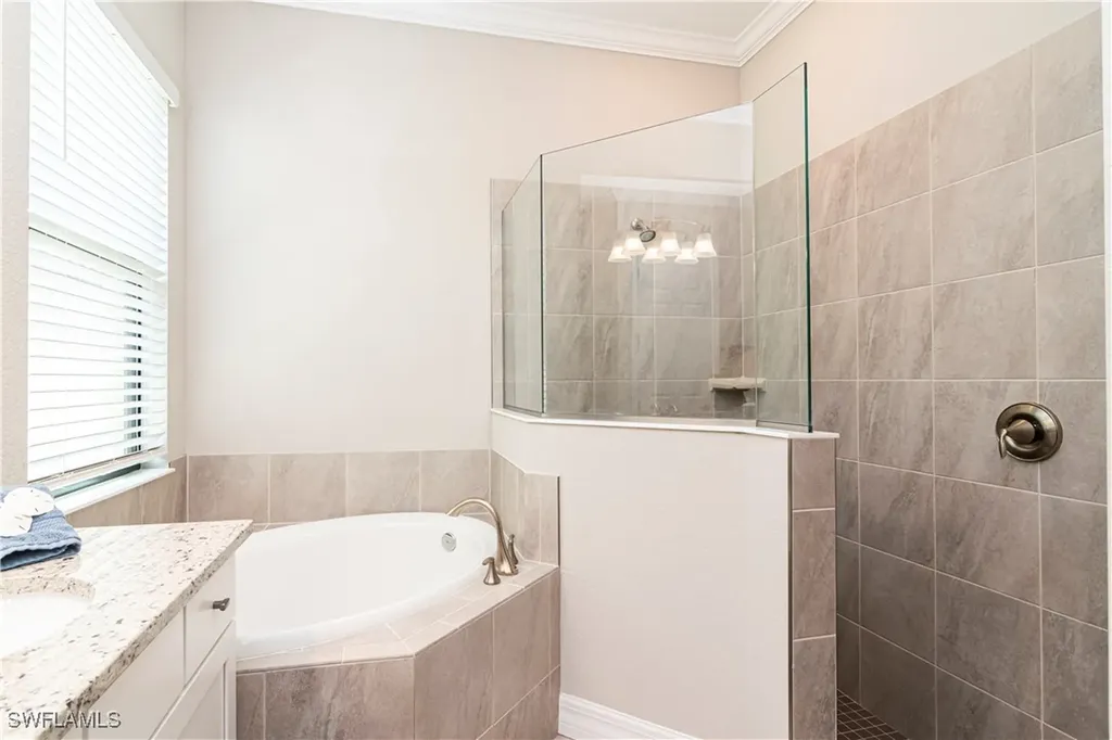 28072 Foxrock Court Bonita Springs FL 34135