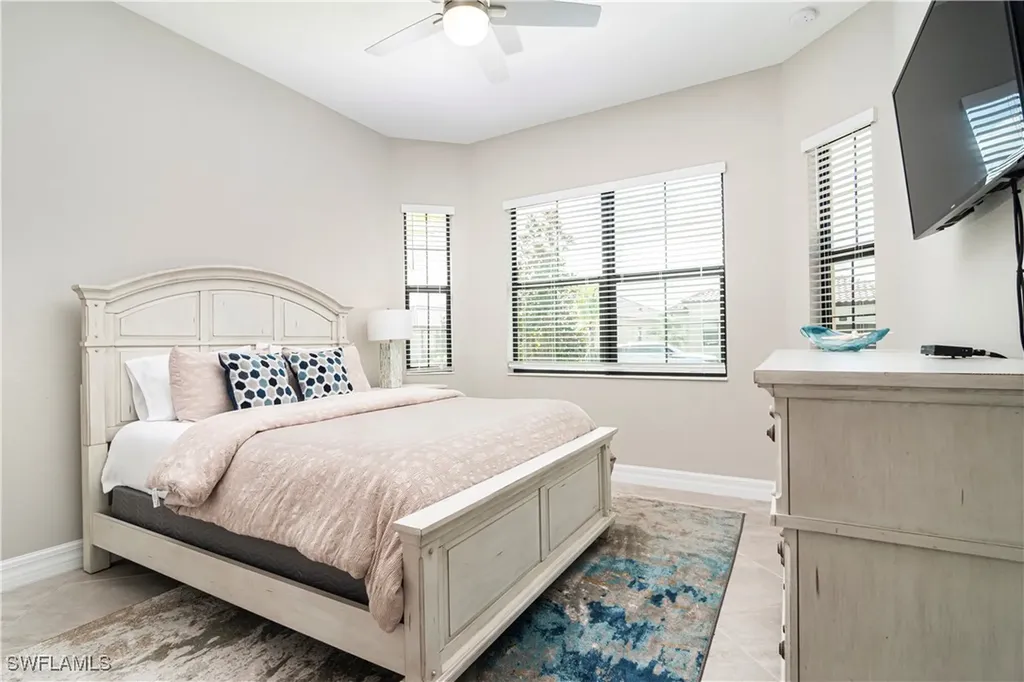 28072 Foxrock Court Bonita Springs FL 34135