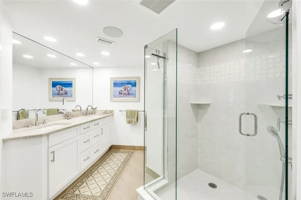 4041 Gulf Shore Boulevard SW Naples FL 34103