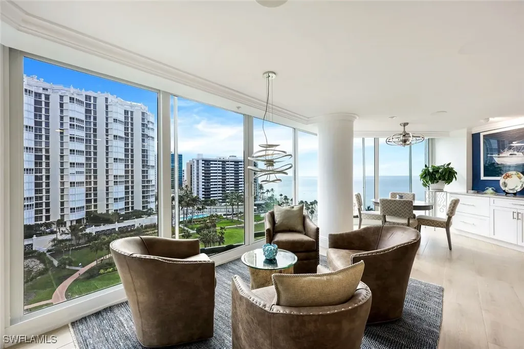 4041 Gulf Shore Boulevard SW Naples FL 34103