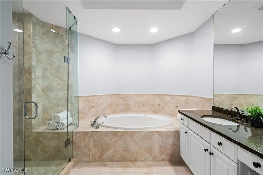 4255 Gulf Shore Boulevard N Naples FL 34103